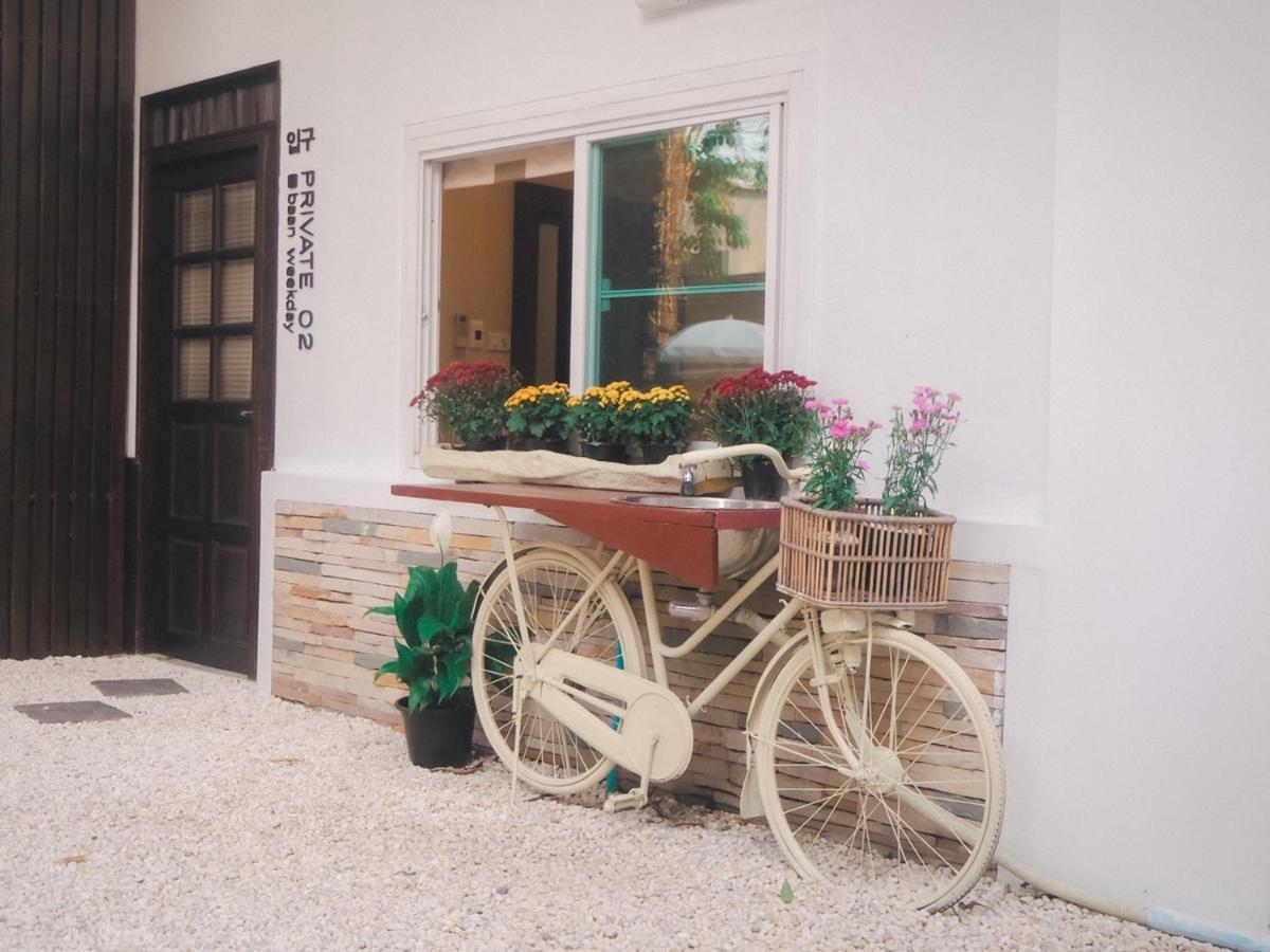 Baan Weekday Private 02 Hotel Chiang Mai Luaran gambar